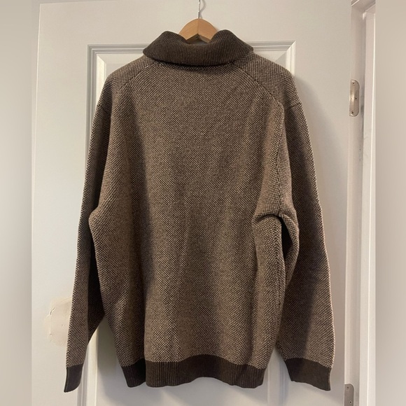 Lambs Wool Jos. A. Bank executive collection Brown V-Neck Sweater - Picture 5 of 5